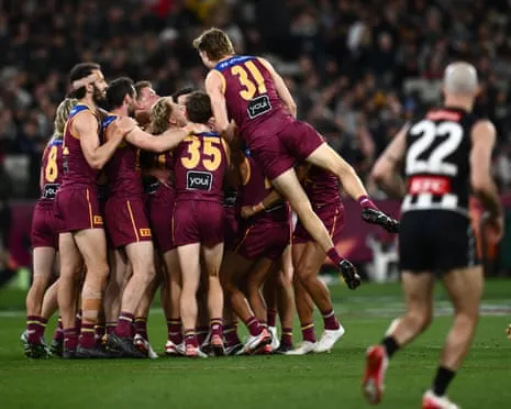 Brisbane Crush Collingwood to Secure Championship Battle Against Geelong